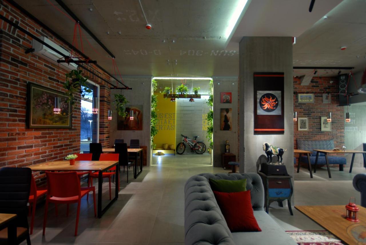 Cubby Hotel Lviv Kültér fotó