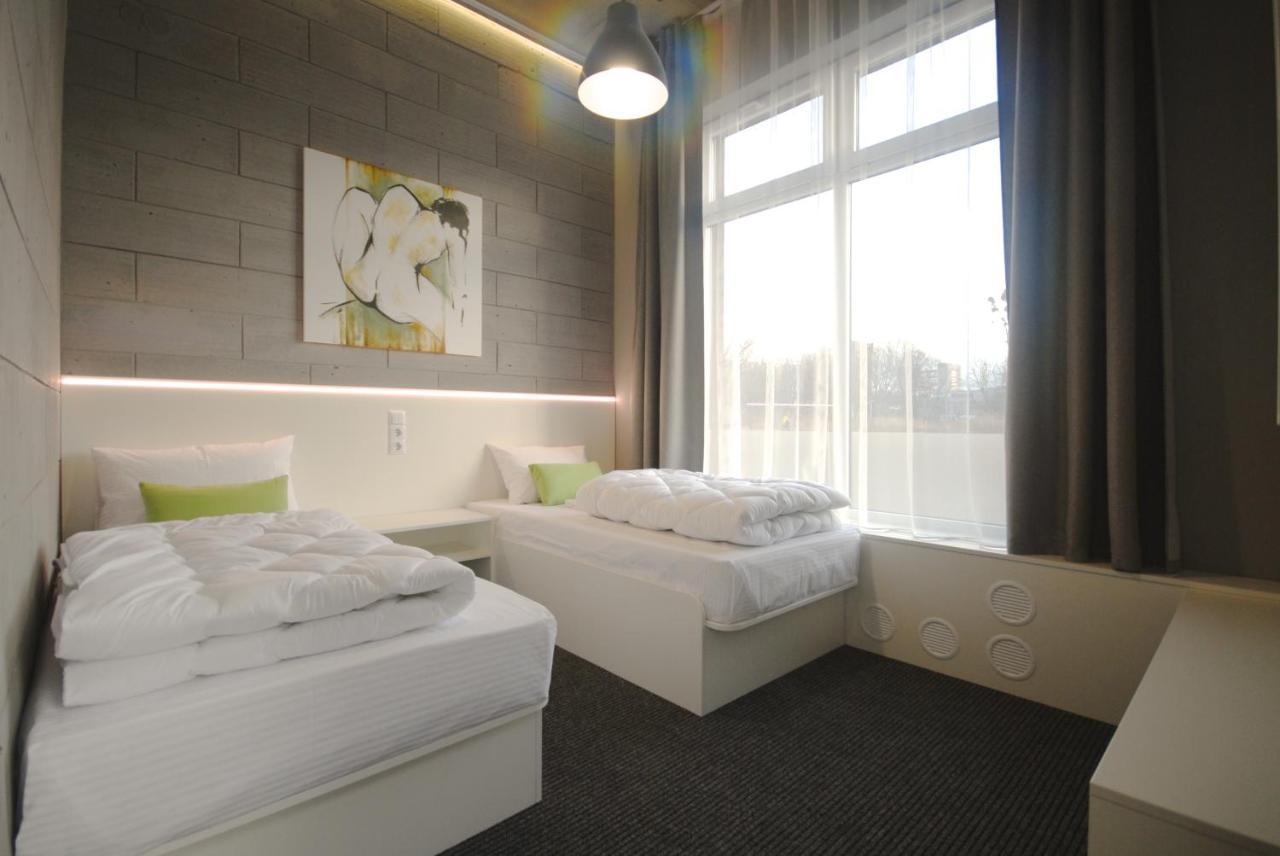 Cubby Hotel Lviv Kültér fotó