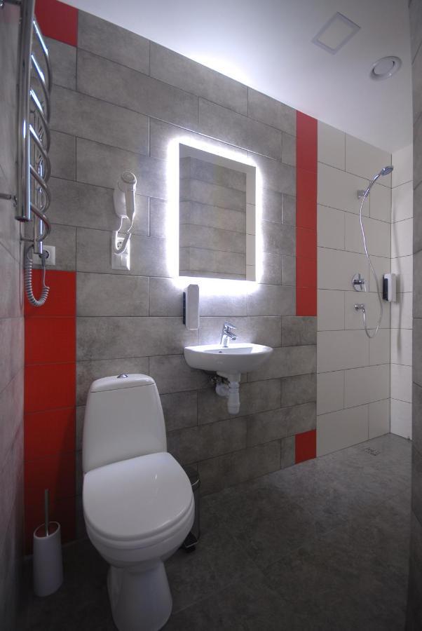 Cubby Hotel Lviv Kültér fotó