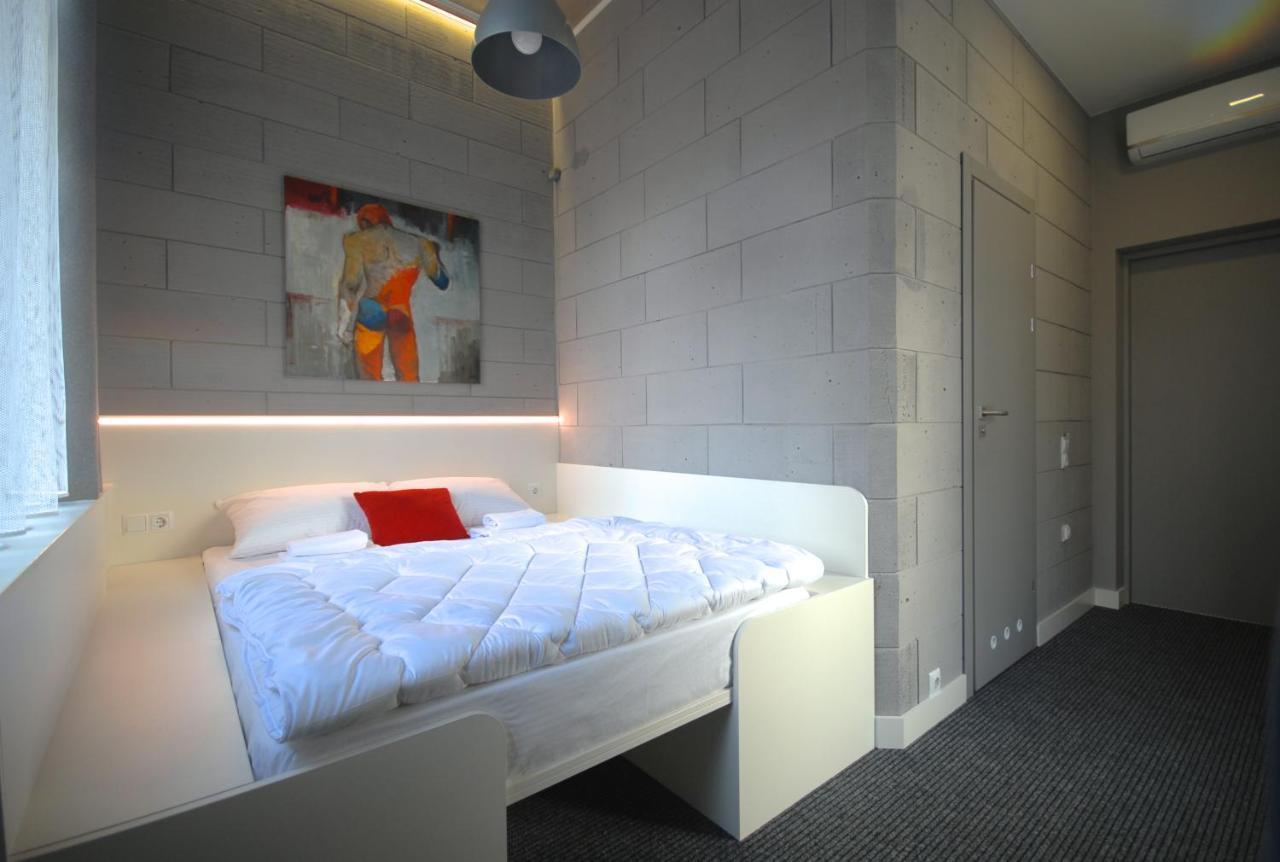 Cubby Hotel Lviv Kültér fotó